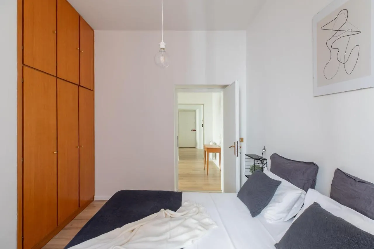 Iflat Colosseo Modern Apartment Rudiano