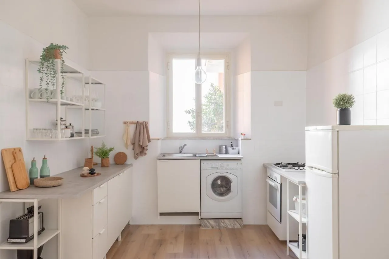 Iflat Colosseo Modern Apartment Rudiano